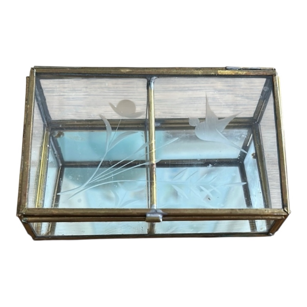 Vintage Glass Etched Trinket Box, 4 x 2